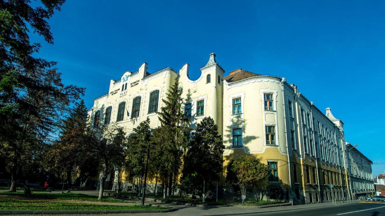 Butterfly Apartment-Hidden Gem In The Heart Of Târgu-Mureş Eksteriør billede